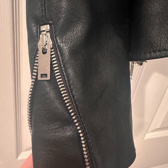 STELLA MCCARTNEY VEGAN LEATHER MOTO BOMBER JACKET - Picture 4 of 6